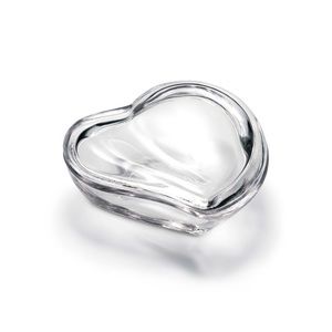 NIB Tiffany Heart Box - Elsa Peretti - Beautiful Lead Crystal - 4” Diameter